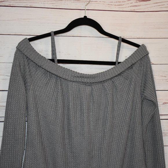 Top - Picture 4 of 5